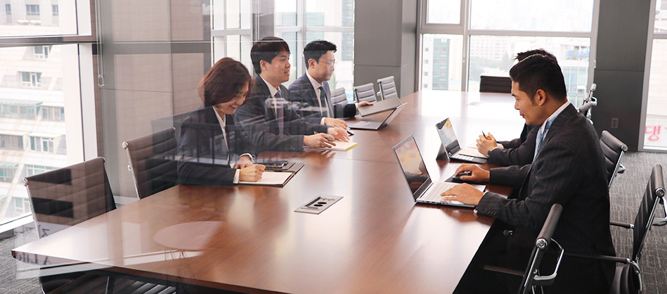 판사·검사·김앤장 역임 변호사,
에이앤랩만의 사건 대응 시스템